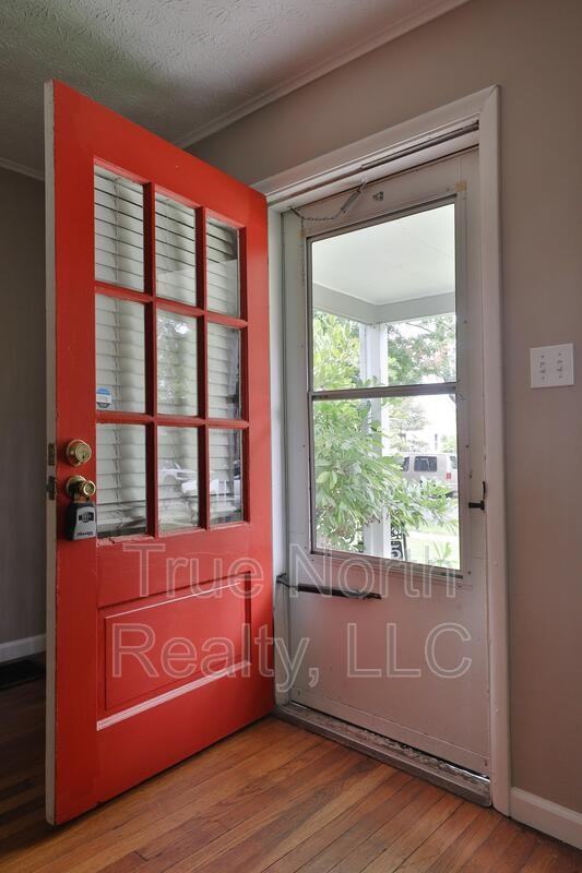 2725 Allegheny Ave - Photo 3 of 30