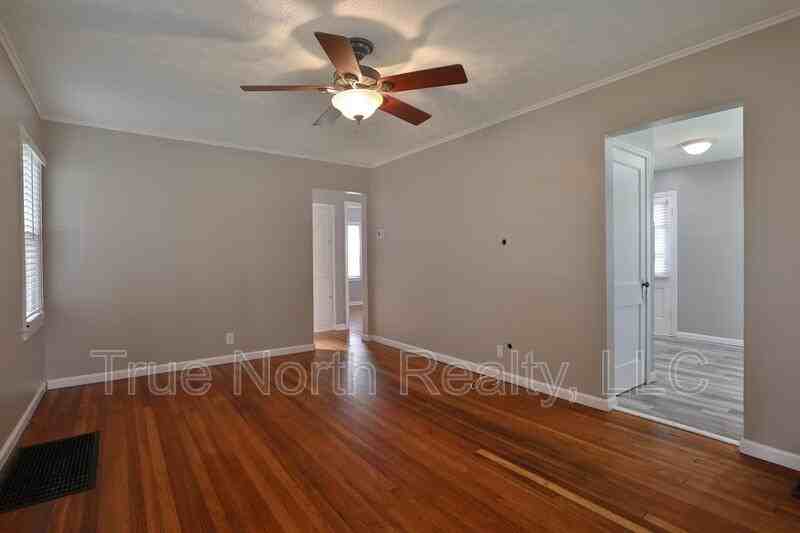 2725 Allegheny Ave - Photo 7 of 30