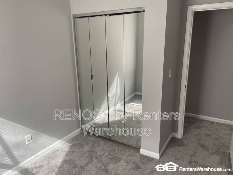 34 N Spring St - Photo 4 of 14