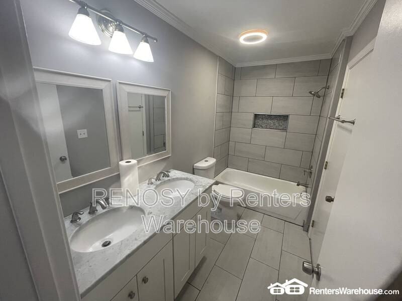34 N Spring St - Photo 6 of 14