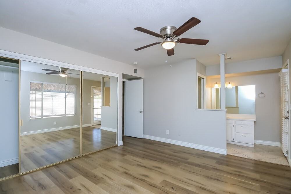 3060 E Emelita Ave - Photo 6 of 16