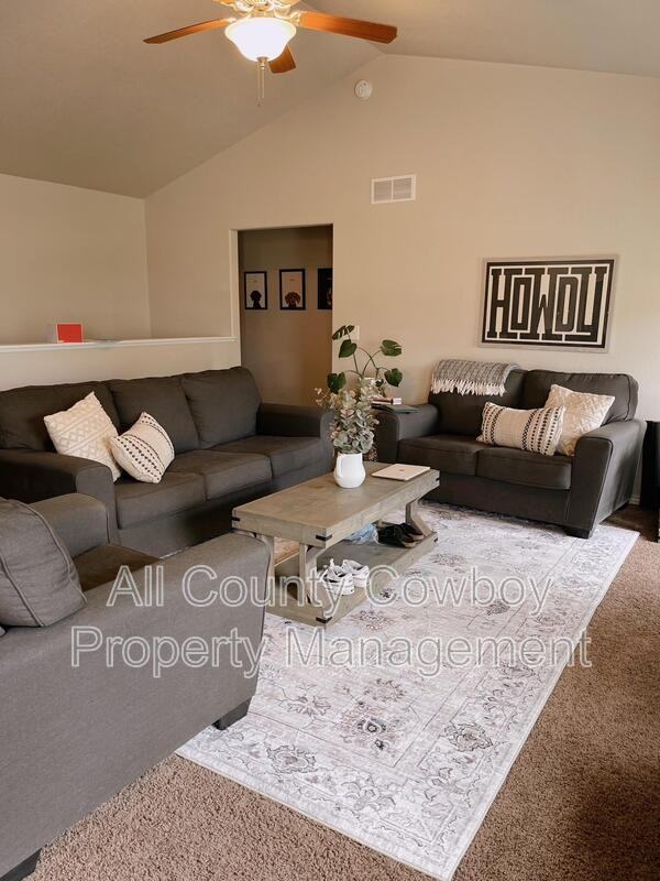 4118 Cliff St - Photo 5 of 20
