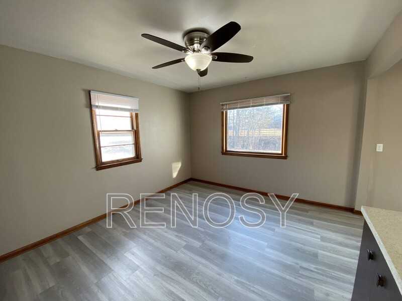 219 S 14th St - Photo 6 of 16