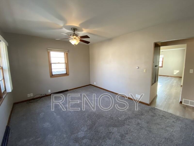 219 S 14th St - Photo 7 of 16