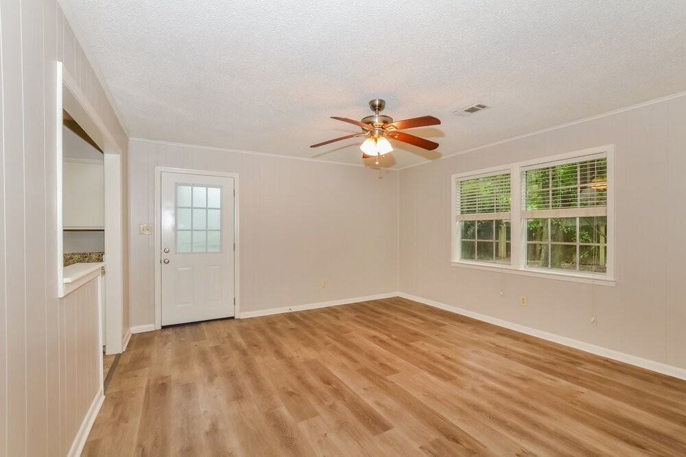 1751 Sea Isle Rd - Photo 4 of 16