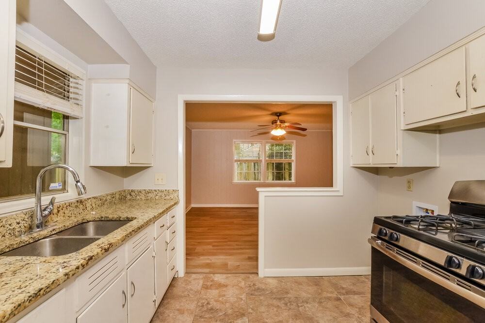 1751 Sea Isle Rd - Photo 7 of 16