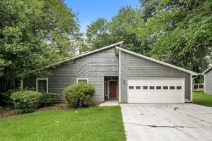 featured image of 2655 Trotters Walk Trl