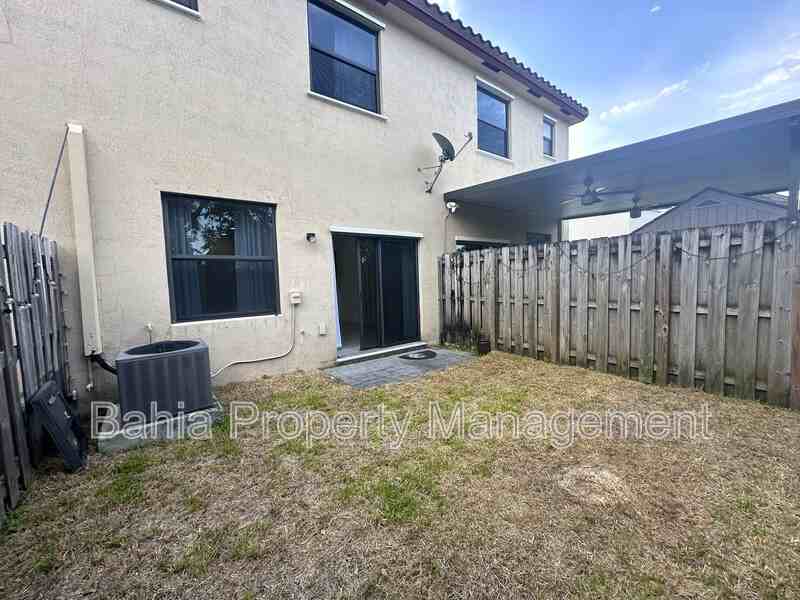 11544 Sw 151st Ave - Photo 7 of 19