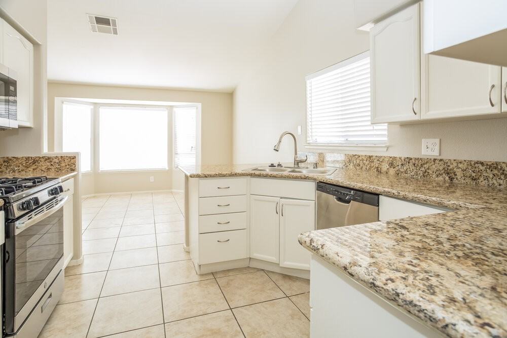 4416 W La Madre Way - Photo 6 of 15