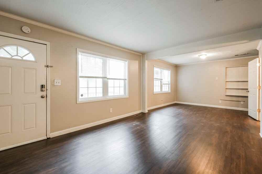 1165 Wisteria Dr Sw - Photo 5 of 16