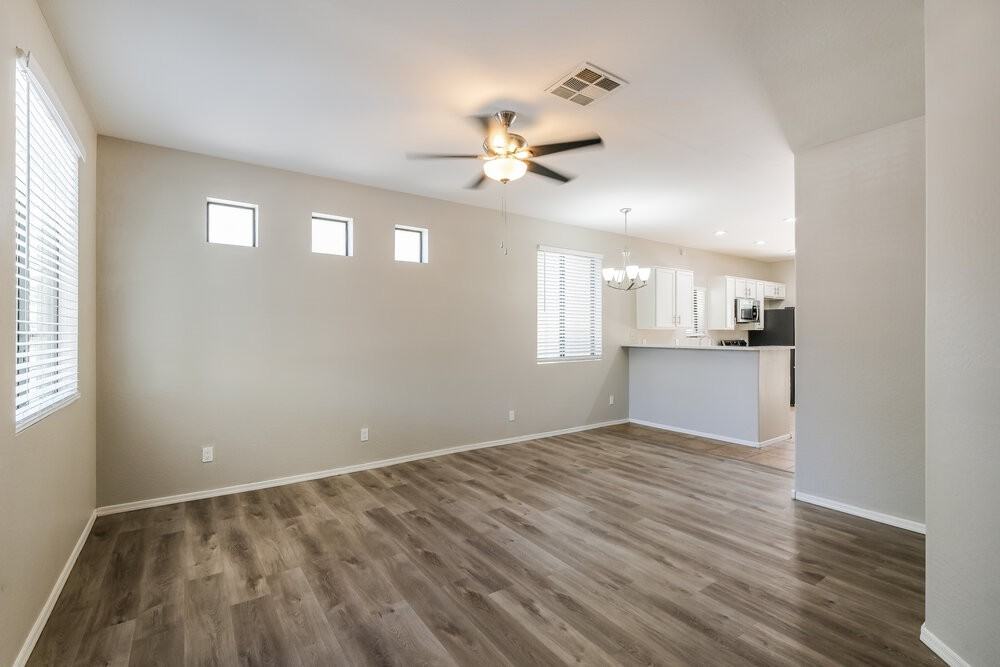 10317 W Monterosa Ave - Photo 6 of 17