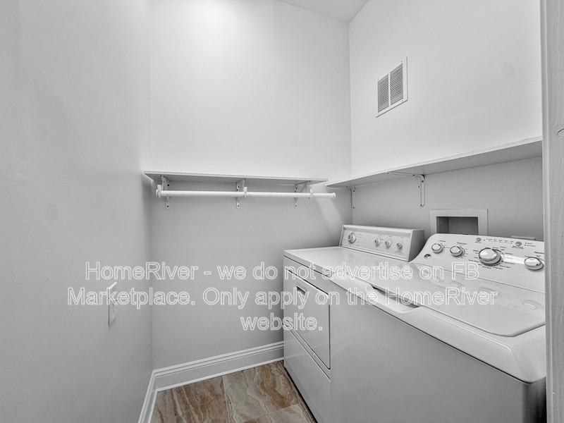6061 Hook Ln - Photo 6 of 22