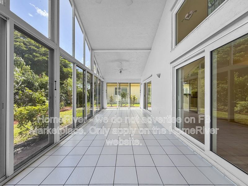 6061 Hook Ln - Photo 7 of 22