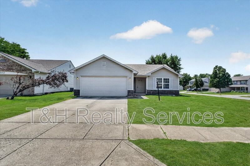 10341 Whitewater Ln - Photo 3 of 27