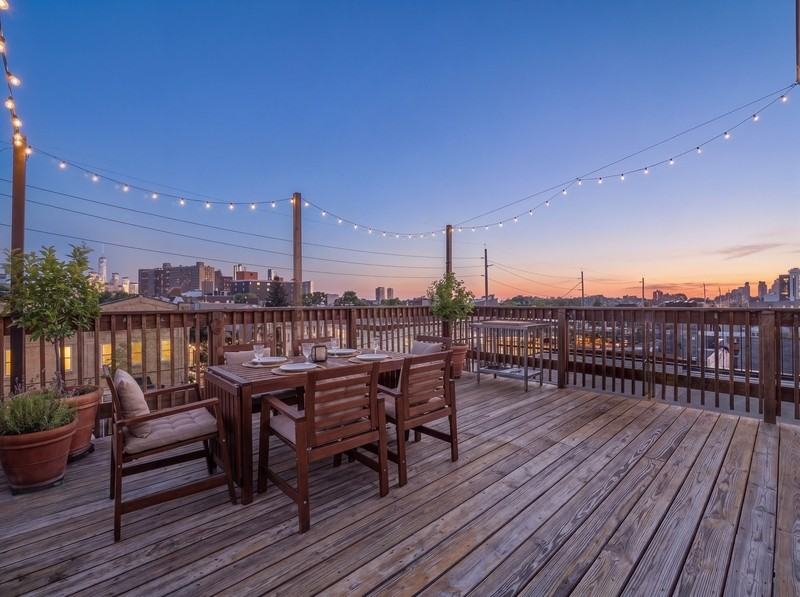 50 Laidlaw Ave #3
