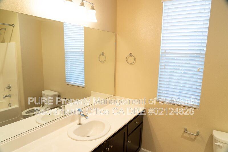 5572 Amnest Way - Photo 5 of 29