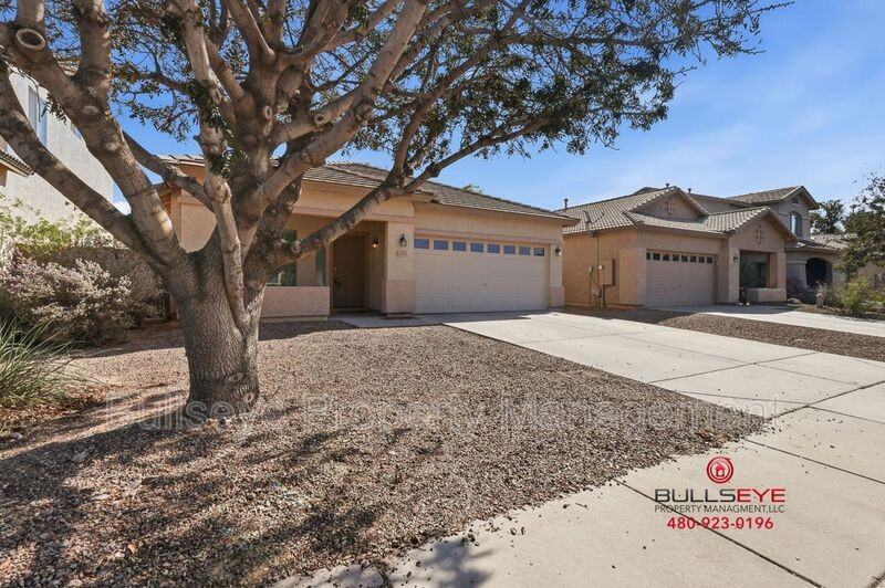 44178 W Venture Ln - Photo 3 of 32