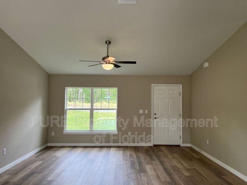 8 Locust Loop - Photo 3 of 31