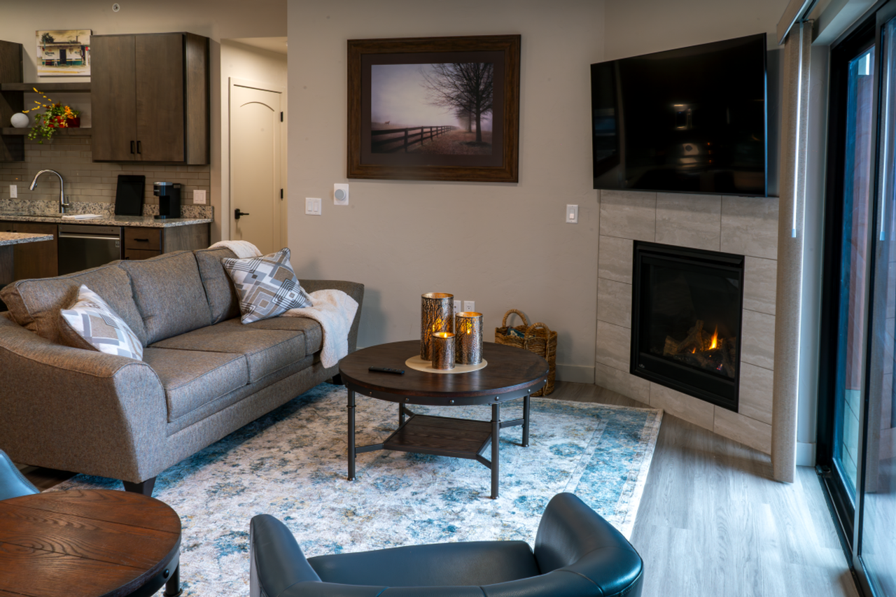 The Wit : Resort Style Living - Photo 5 of 27
