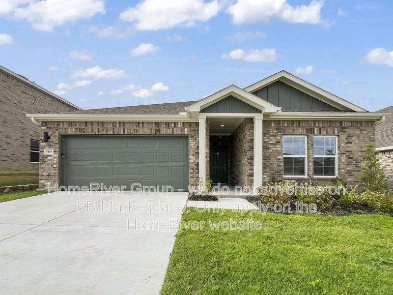 454 Suffolk Dr