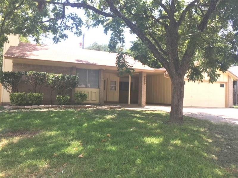 9009 Quail Valley Dr #B - Photo 4 of 12