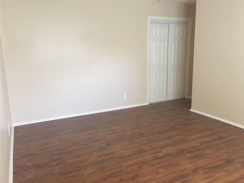 9009 Quail Valley Dr #B - Photo 5 of 12