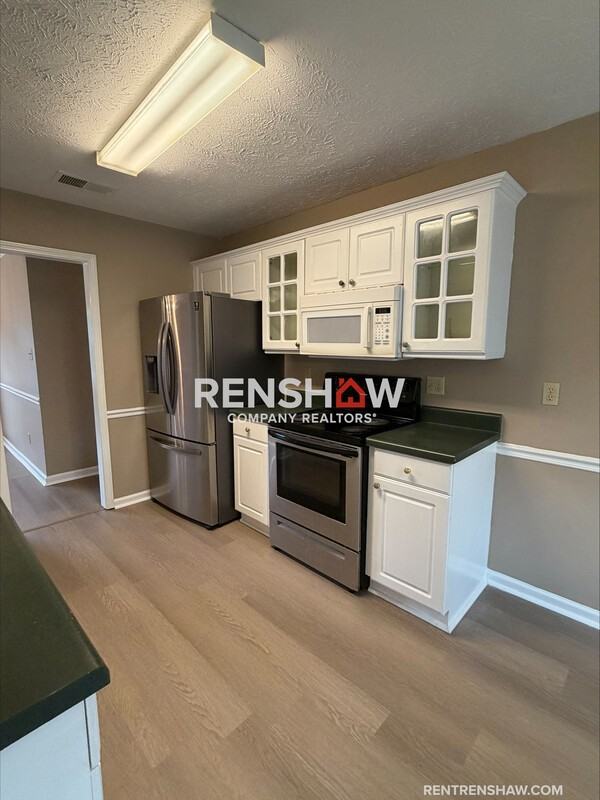 194 Pennington Pl - Photo 7 of 29