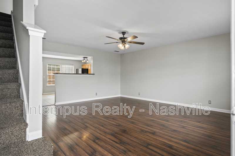 415 Shoshone Pl - Photo 3 of 30