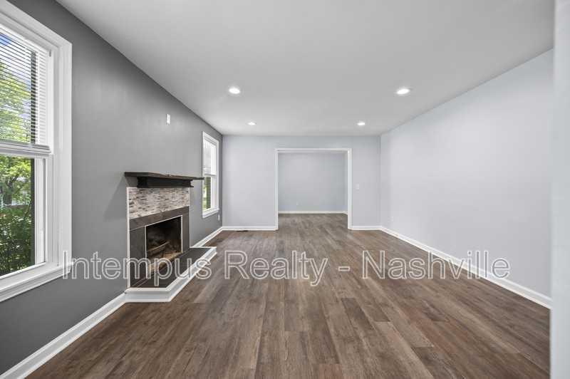 804 Norwalk Dr - Photo 3 of 19