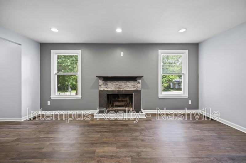 804 Norwalk Dr - Photo 4 of 19