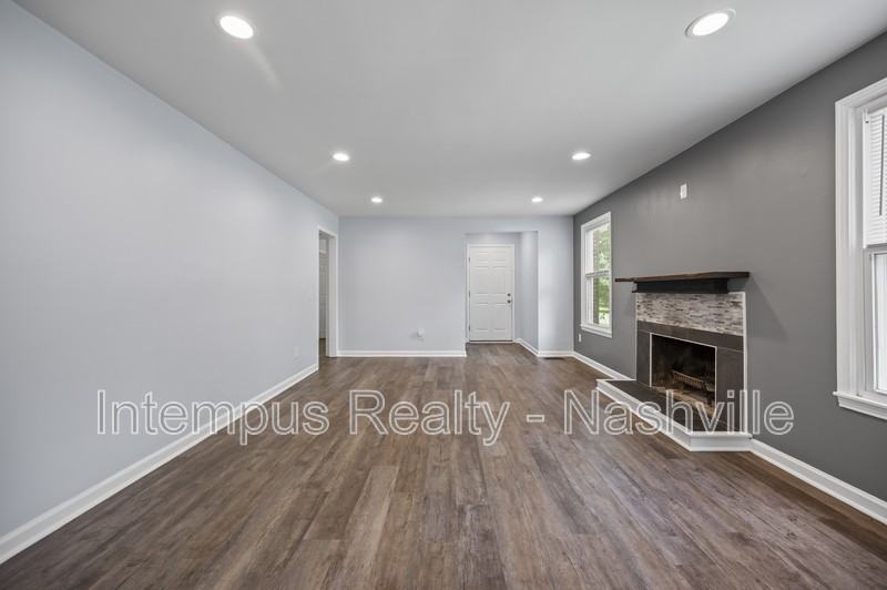 804 Norwalk Dr - Photo 6 of 19