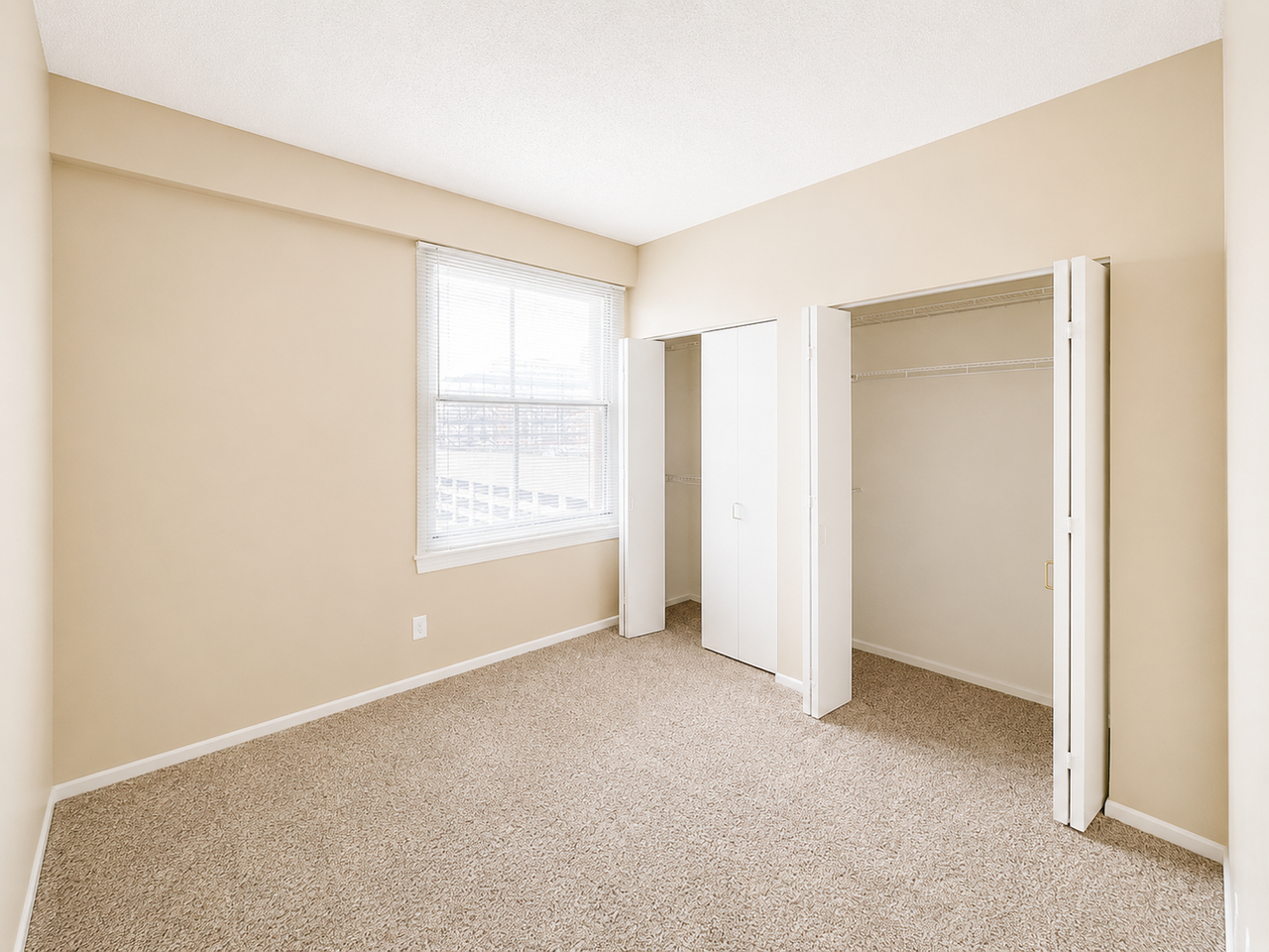 Kensington Tower Apartments - Photo 4 of 25
