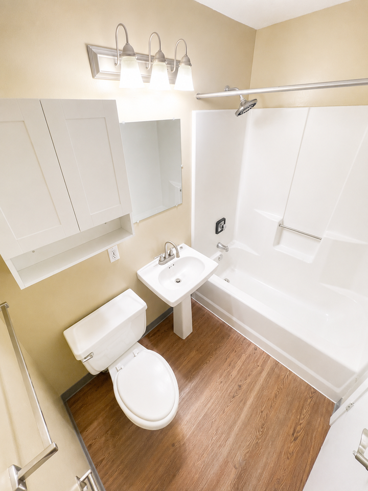 Kensington Tower Apartments - Photo 5 of 25