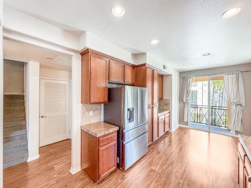 8862 Spectrum Center Blvd - Photo 7 of 24