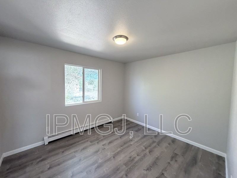 3 3246.5 Downey Ct - Photo 4 of 10