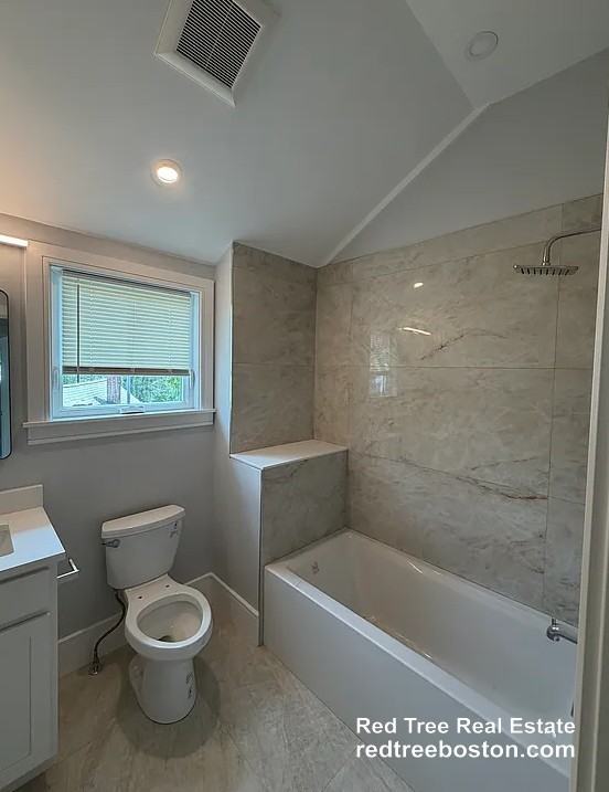 9 Holton St #5 - Photo 4 of 8