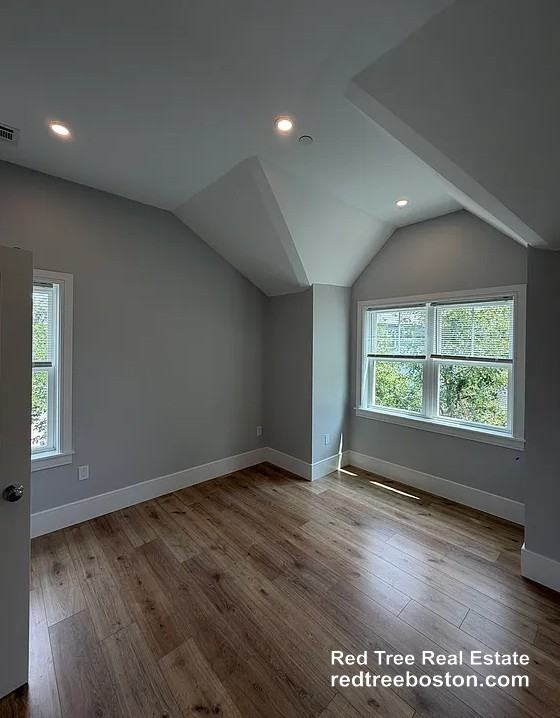 9 Holton St #5 - Photo 5 of 8