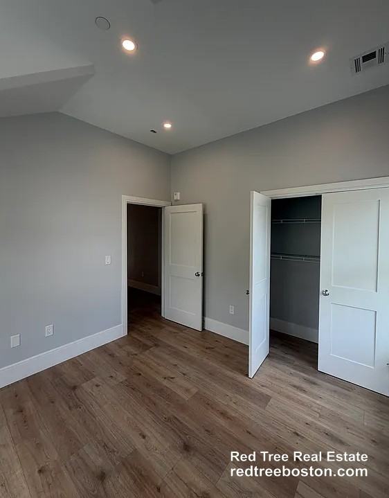 9 Holton St #5 - Photo 6 of 8