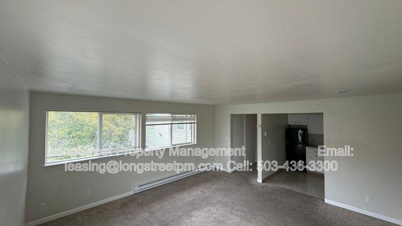 915 Sw Adams Ave #3 - Photo 6 of 12