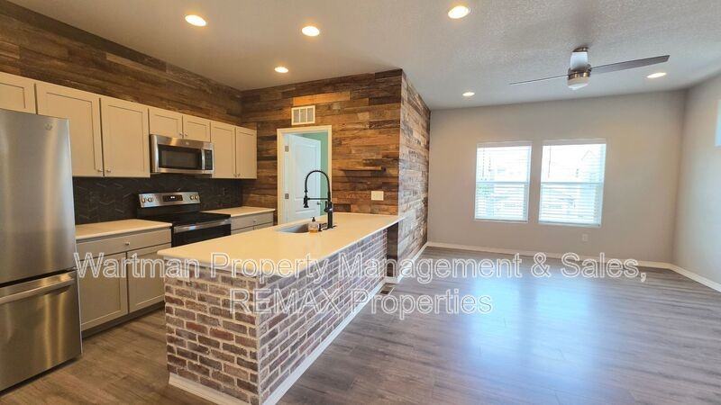 4175 Samaritan Loop - Photo 2 of 17