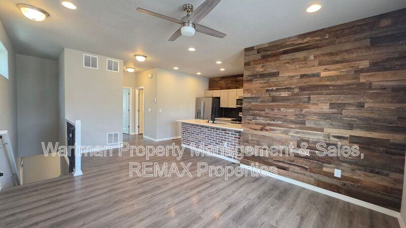 4175 Samaritan Loop - Photo 6 of 17