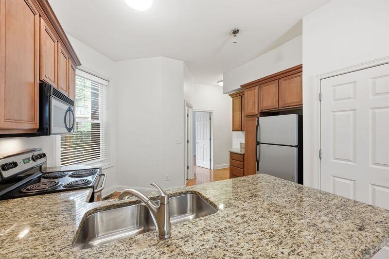 34 Buttles Ave - Photo 6 of 13