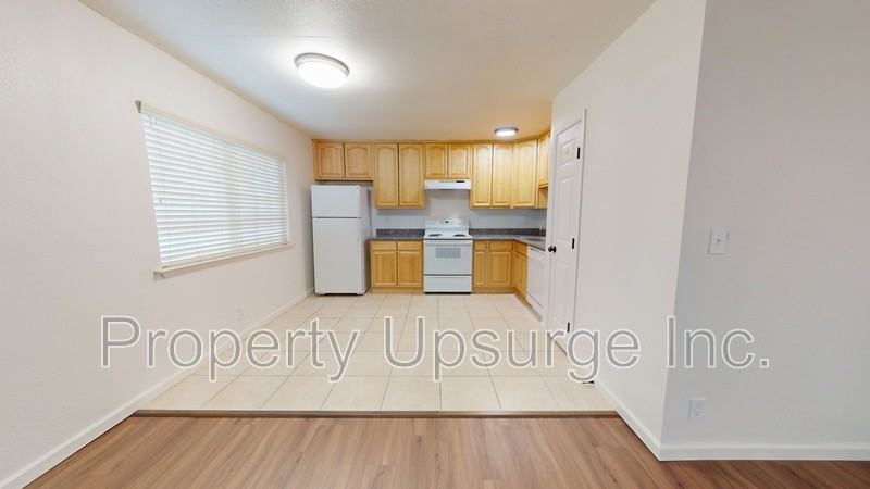1013 Echo Rd #20 - Photo 3 of 15
