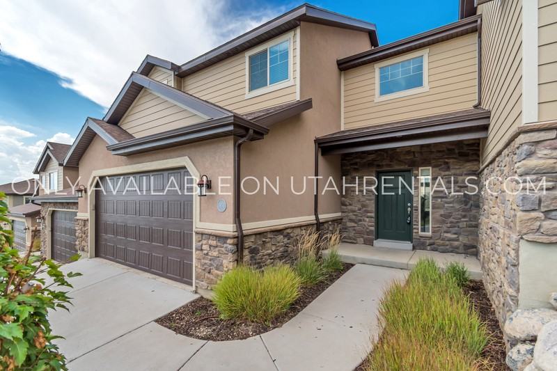 1638 E Aspen Loop - Photo 3 of 30