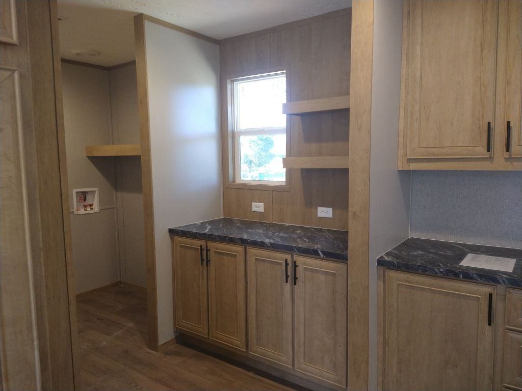 5507 Annette St - Photo 3 of 26