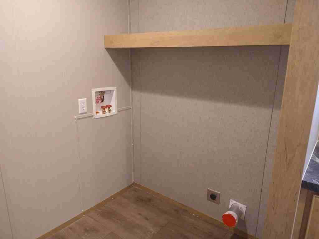 5507 Annette St - Photo 7 of 26