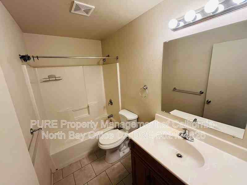 1940 S Dora St #2 - Photo 6 of 7