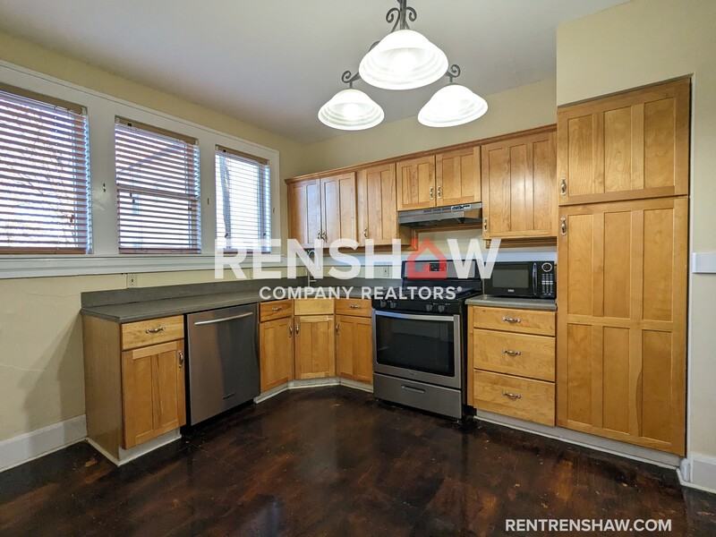 662 S Mclean Blvd - Photo 5 of 16