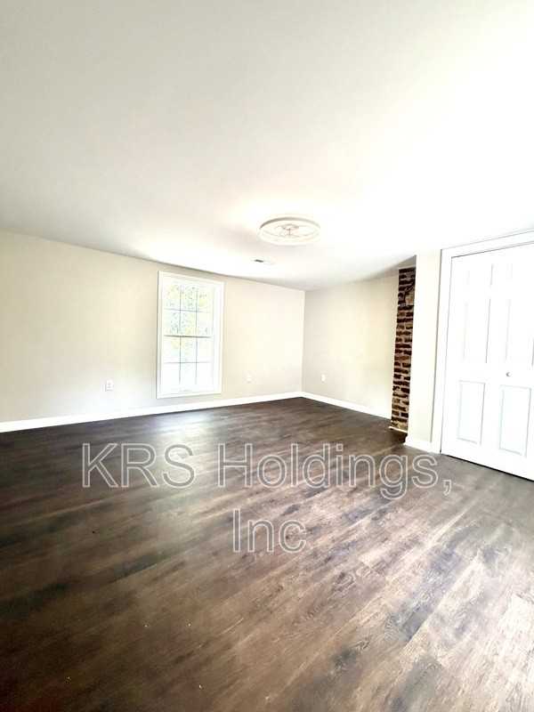 2370 Proffit Rd - Photo 5 of 8