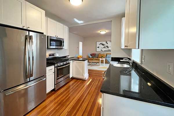 17 Ashland St #1